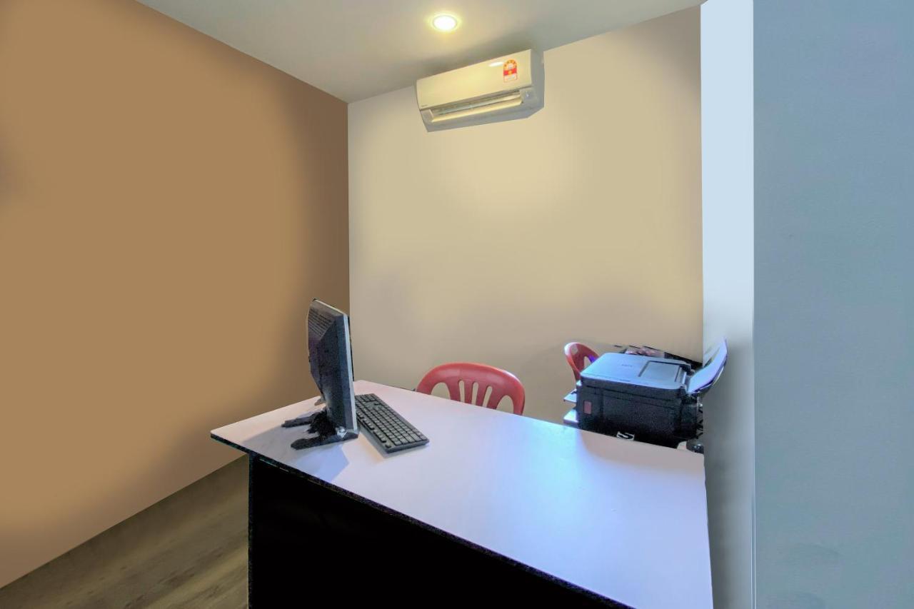Spot On 90123 Rainbow Guest House George Town Exteriér fotografie