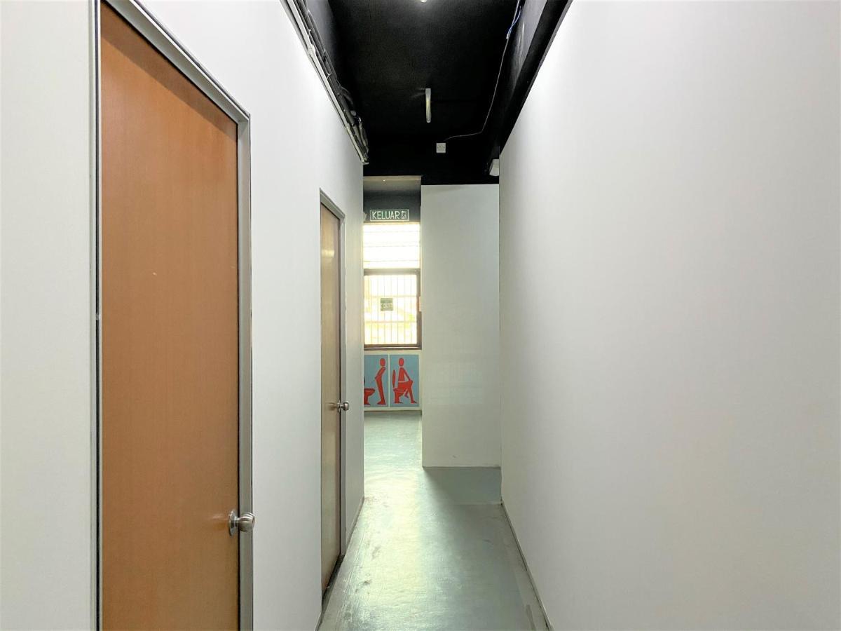 Spot On 90123 Rainbow Guest House George Town Exteriér fotografie